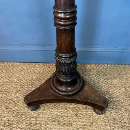 http://www.macintoshantiques.co.uk/web/images/stock4250-4300/smart_thumbs/ma4262 c_thumb_medium0_450.jpg